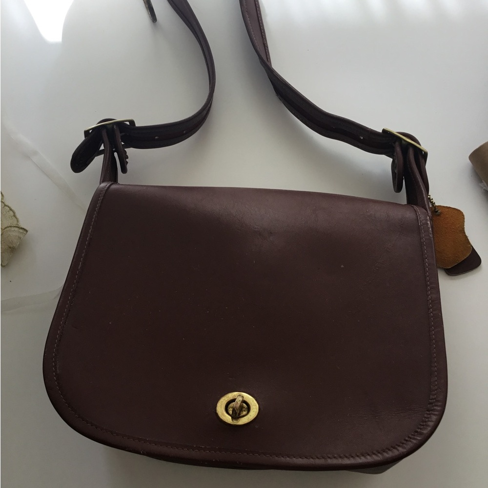 Women's Brown Leather  Bag with Gold Turn-Lock